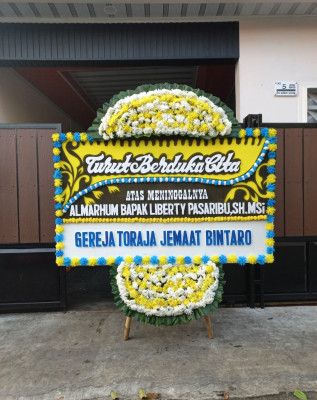 Papan Bunga Duka di Plaju Ilir